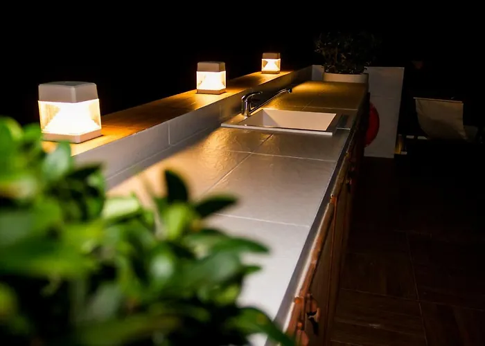 Lux Apartments - Infinity Horizon Duplex